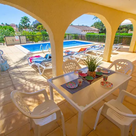 Cohete - Plusholidays * Ifach