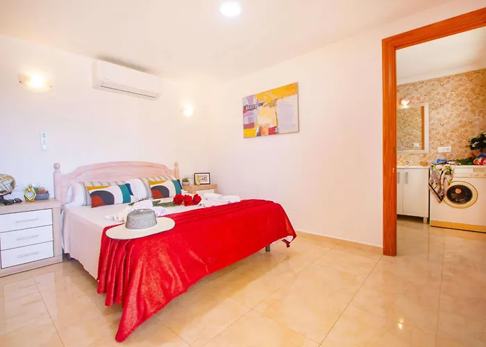 Cohete - Plusholidays Ifach